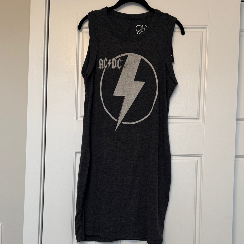 Chaser Black Midi Dress with Gray Graphic